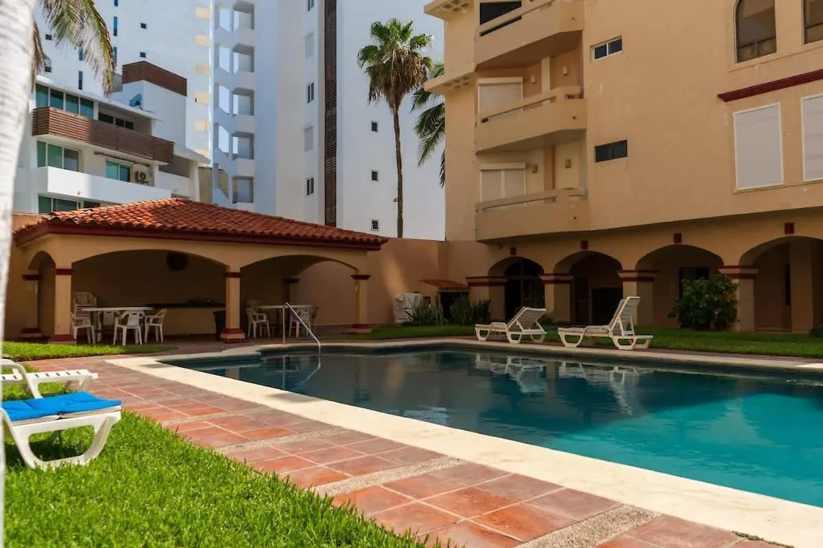 מזטלן Apartment With Beach Access For 6 - Marina Del Rey 101 מקסיקו