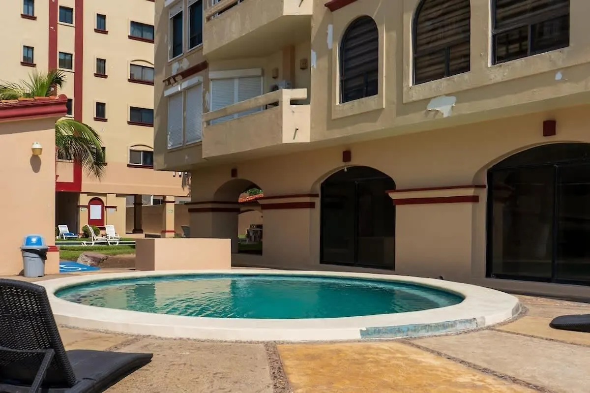 מזטלן Apartment With Beach Access For 6 - Marina Del Rey 101
