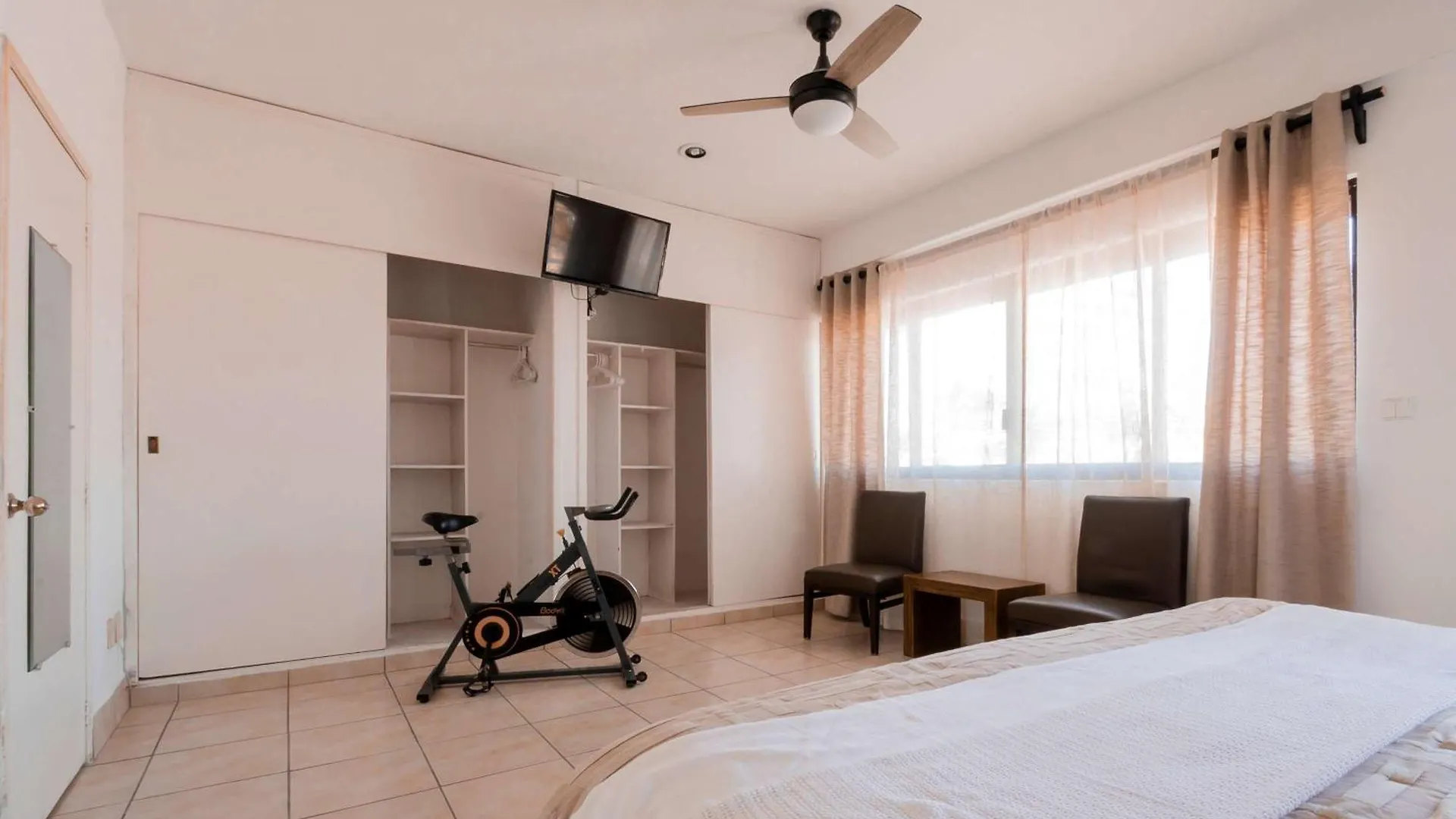 מזטלן Apartment With Beach Access For 6 - Marina Del Rey 101